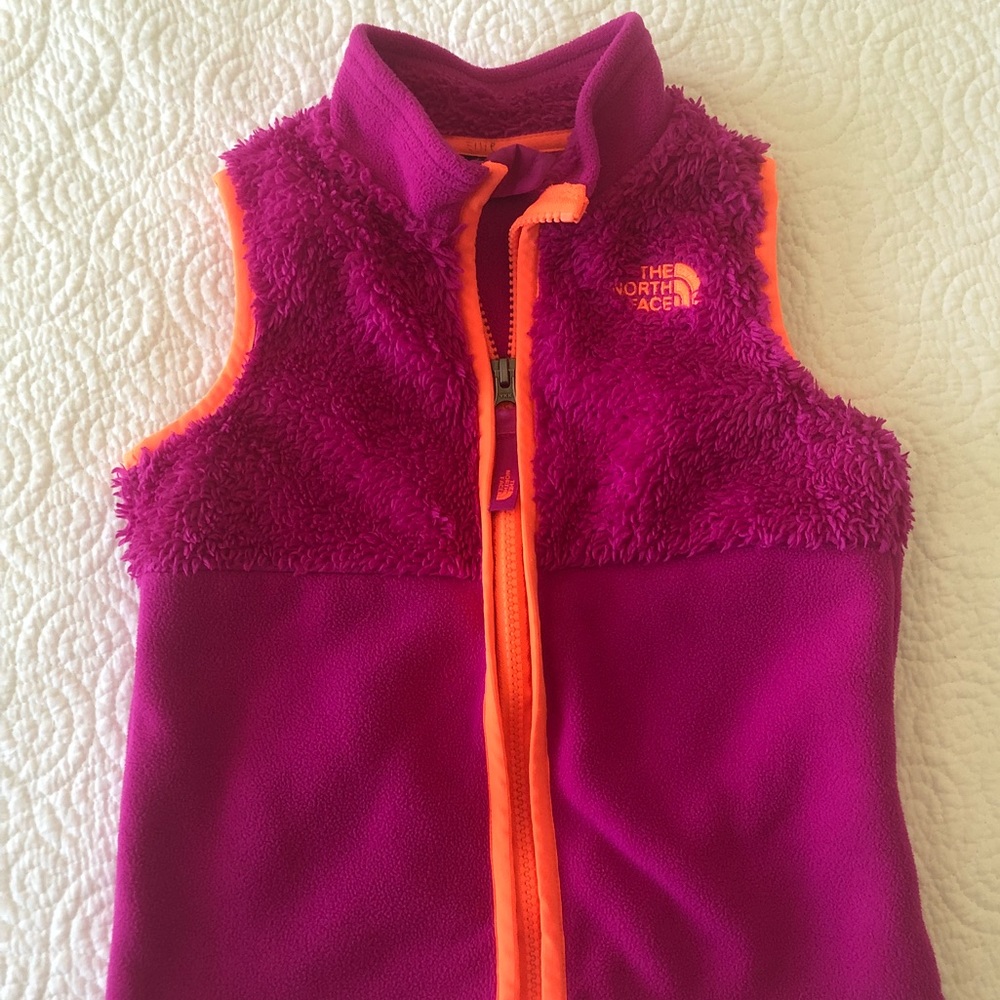 🧡💓Toddler Girls The North Face vest  (4T) 💓🧡